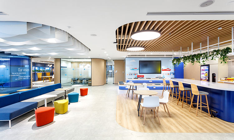 上海現代科技風辦公室裝修材料如何選?