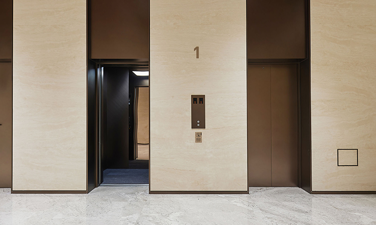 寫字樓電梯口 寫字樓電梯口