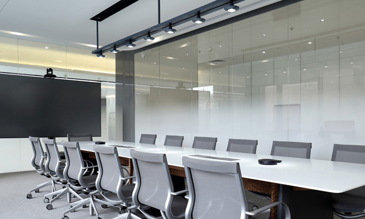 現代風辦公玻璃隔斷會議室 現代風辦公玻璃隔斷會議室