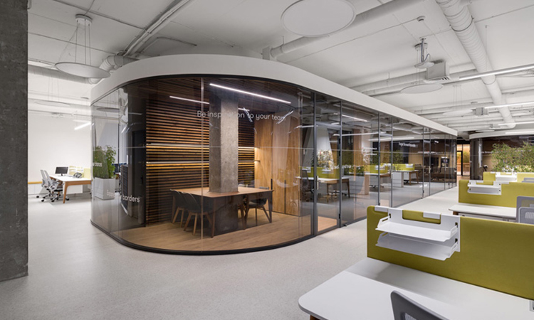 上海某教育機(jī)構(gòu)高級感辦公室